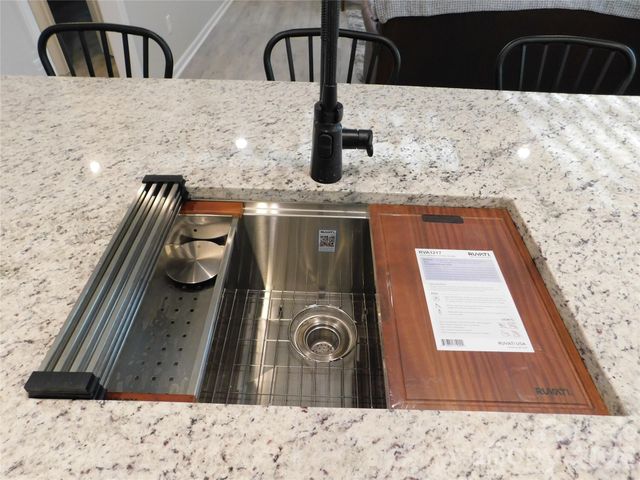 107 W Poplar Street, Stanley, NC 28012