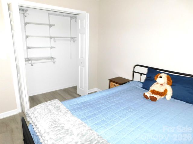 107 W Poplar Street, Stanley, NC 28012