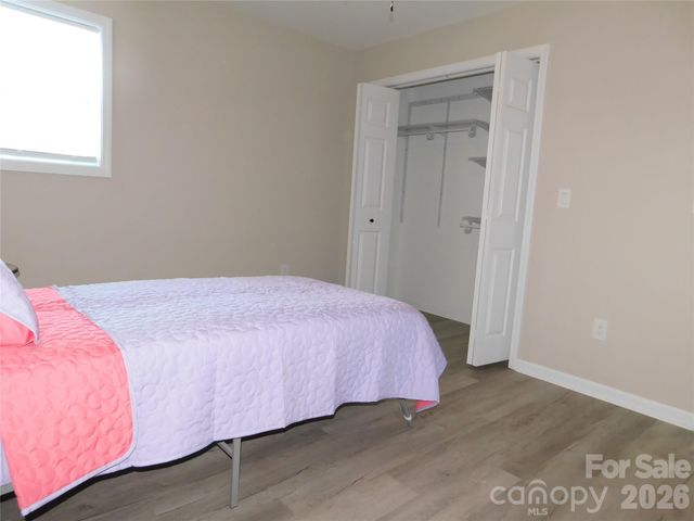 107 W Poplar Street, Stanley, NC 28012