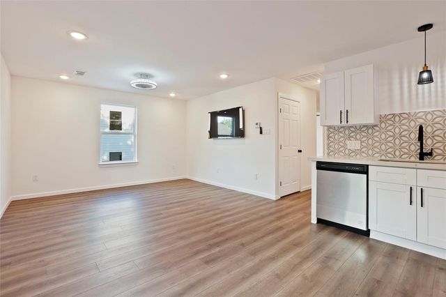 310 Delmar Street C, Houston, TX 77011