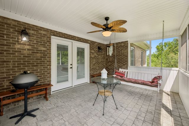1421 Oakmont Cir, Centerville, TN 37033