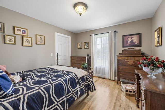 1421 Oakmont Cir, Centerville, TN 37033