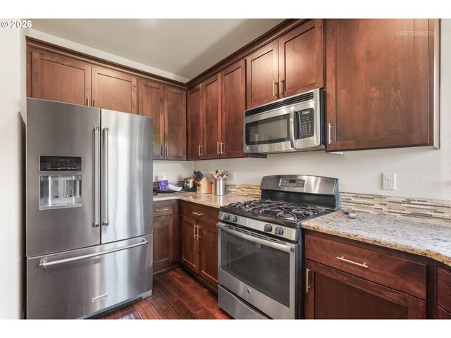 2847 HIDDEN MEADOW Dr, Mc Minnville, OR 97128