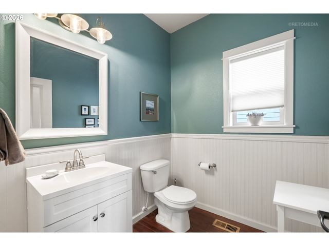 2847 HIDDEN MEADOW Dr, Mc Minnville, OR 97128