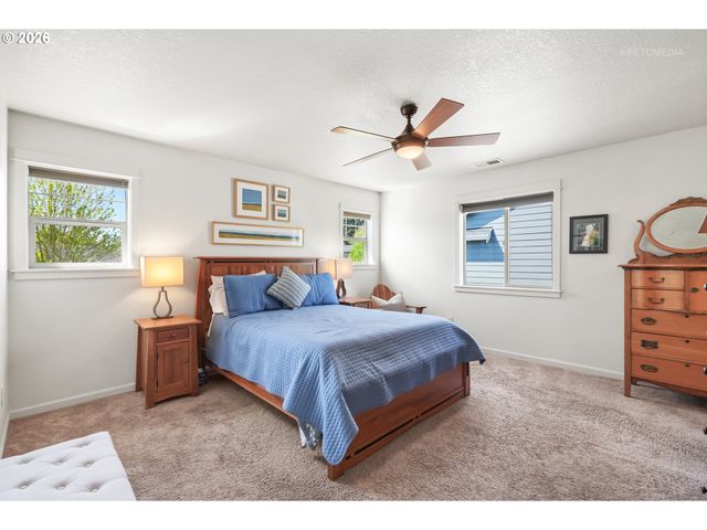 2847 HIDDEN MEADOW Dr, Mc Minnville, OR 97128