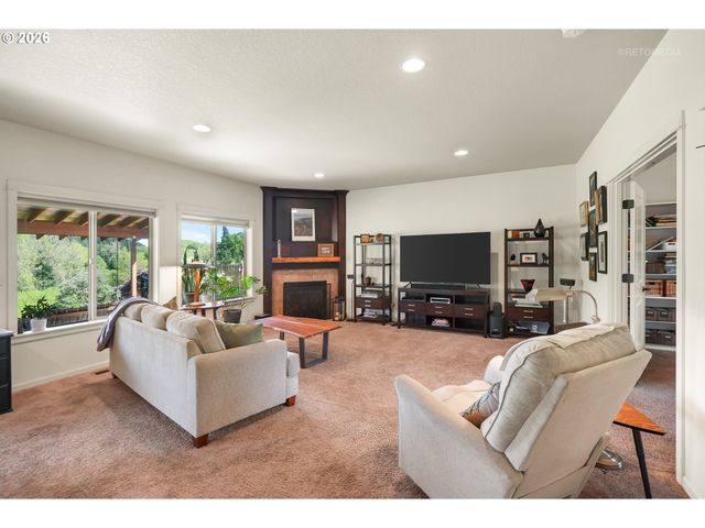 2847 HIDDEN MEADOW Dr, Mc Minnville, OR 97128