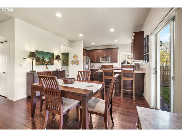 2847 HIDDEN MEADOW Dr, Mc Minnville, OR 97128