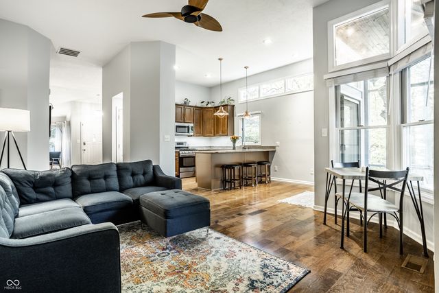 5426 White Willow Court, Indianapolis, IN 46254