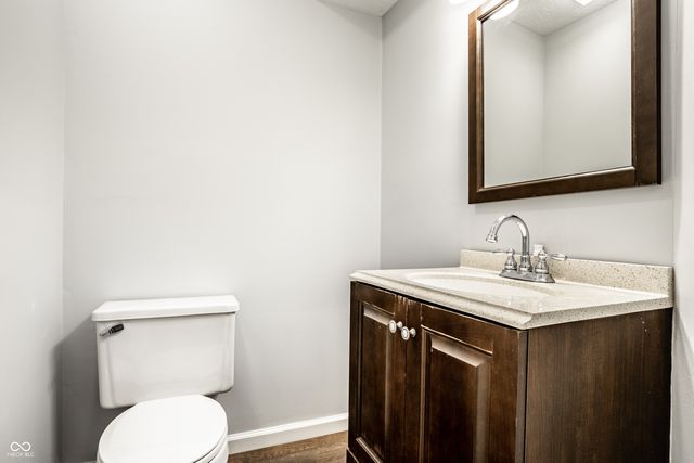 5426 White Willow Court, Indianapolis, IN 46254