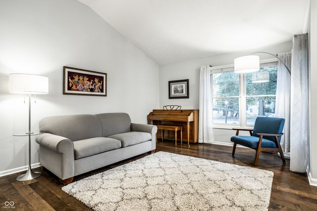 5426 White Willow Court, Indianapolis, IN 46254