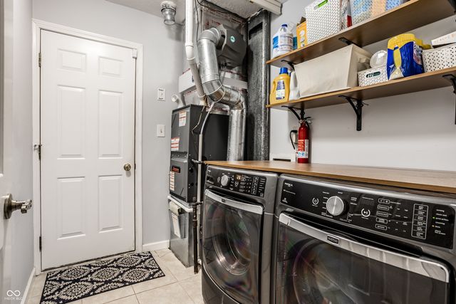 5426 White Willow Court, Indianapolis, IN 46254
