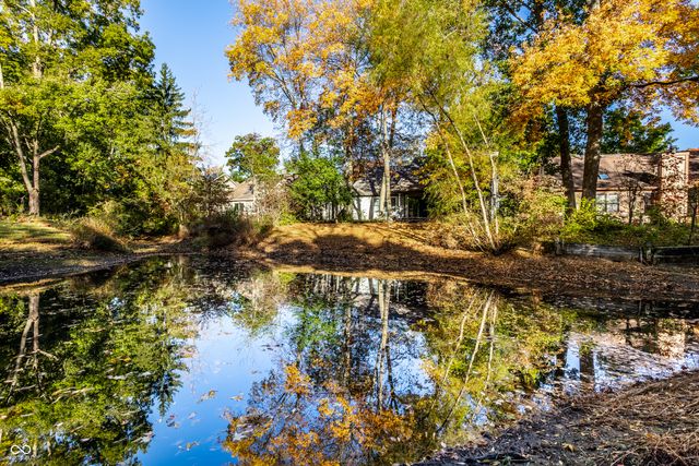 5426 White Willow Court, Indianapolis, IN 46254