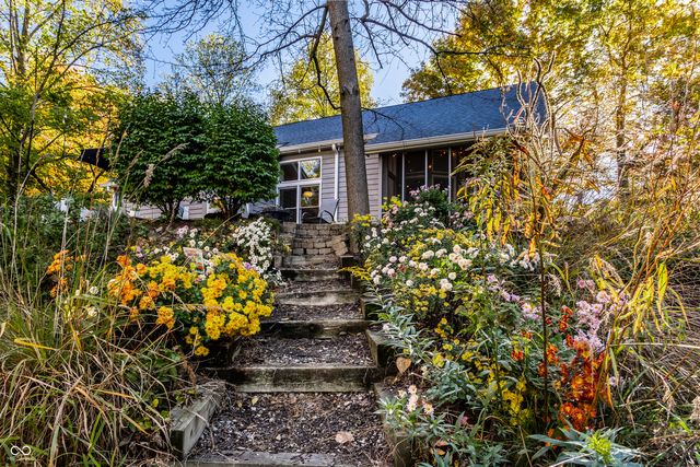 5426 White Willow Court, Indianapolis, IN 46254