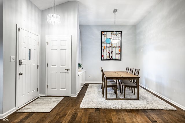 5426 White Willow Court, Indianapolis, IN 46254