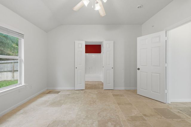 1004 Oak Glen Drive, Conroe, TX 77378
