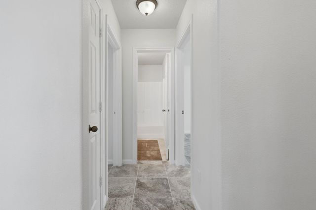 1004 Oak Glen Drive, Conroe, TX 77378