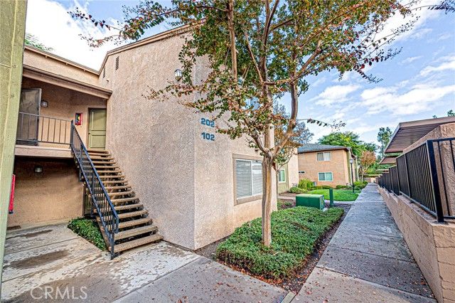 2608 avenida del vista, Corona, CA 92882