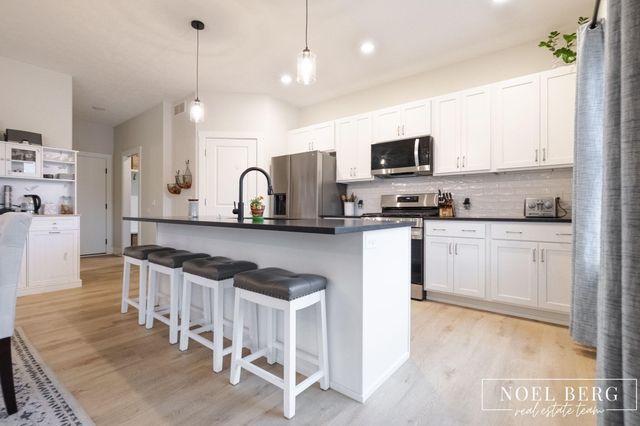 7253 Atwater Drive, Spring Lake, MI 49456