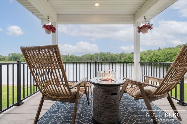 7253 Atwater Drive, Spring Lake, MI 49456