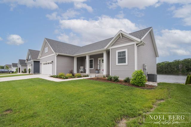 7253 Atwater Drive, Spring Lake, MI 49456