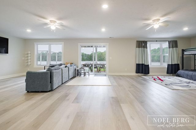 7253 Atwater Drive, Spring Lake, MI 49456