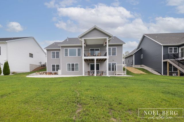 7253 Atwater Drive, Spring Lake, MI 49456