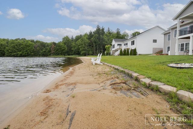 7253 Atwater Drive, Spring Lake, MI 49456