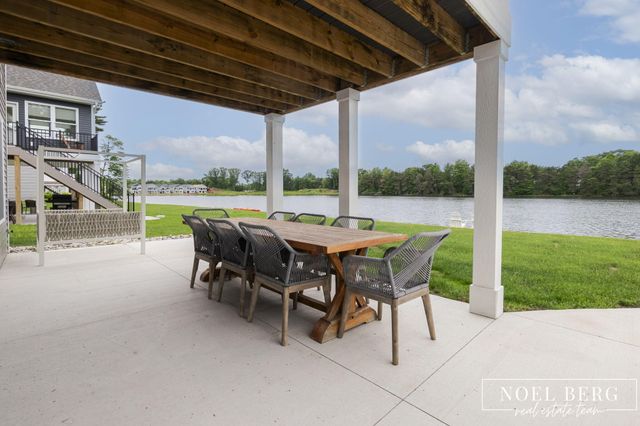 7253 Atwater Drive, Spring Lake, MI 49456