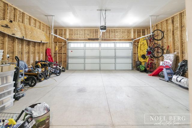 7253 Atwater Drive, Spring Lake, MI 49456
