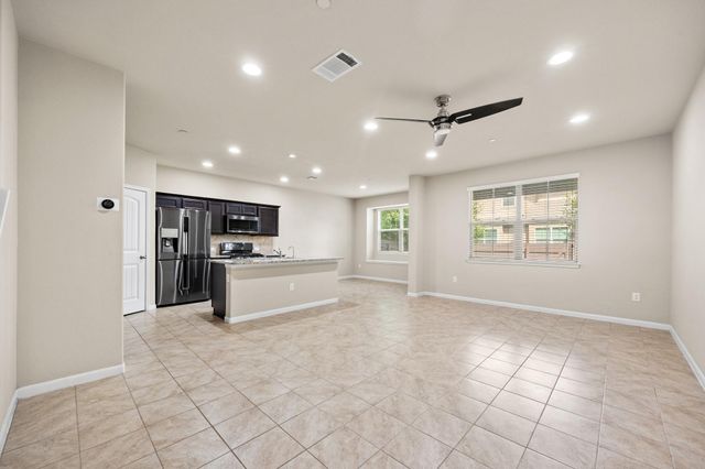 2880 Donnell DR 1802, Round Rock, TX 78664