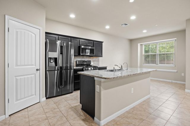 2880 Donnell DR 1802, Round Rock, TX 78664