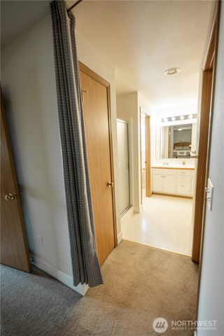 11727 123rd Avenue Ct E, Puyallup, WA 98374