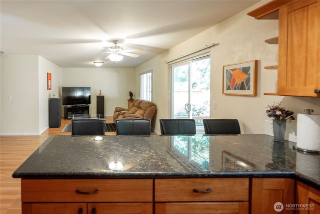 11727 123rd Avenue Ct E, Puyallup, WA 98374