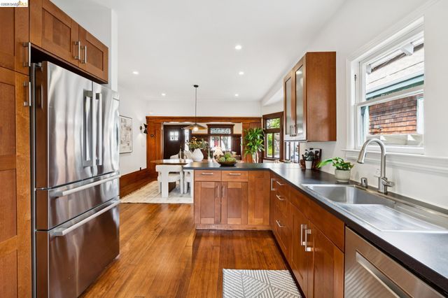 5360 Boyd Avenue, Oakland, CA 94618