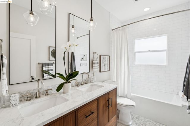 5360 Boyd Avenue, Oakland, CA 94618