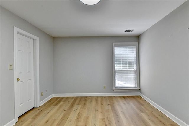 4937 Chalden Lane NE, Marietta, GA 30066