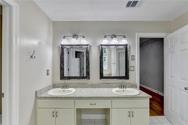 4937 Chalden Lane NE, Marietta, GA 30066
