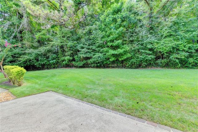 4937 Chalden Lane NE, Marietta, GA 30066