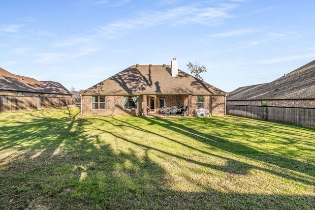 212 Saddle Brook, Hallsville, TX 75650