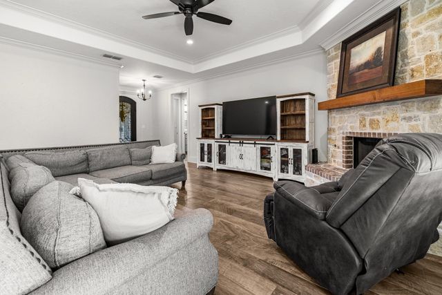 212 Saddle Brook, Hallsville, TX 75650