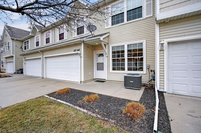 277 S 79th Street 307, West Des Moines, IA 50266