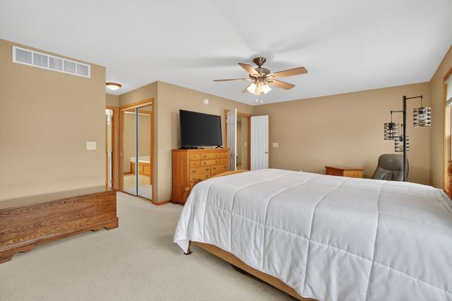 277 S 79th Street 307, West Des Moines, IA 50266