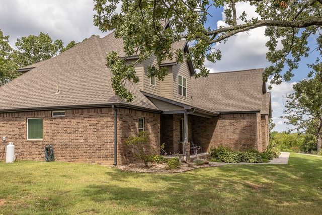 321 Cedar Springs Place, West Fork, AR 72774