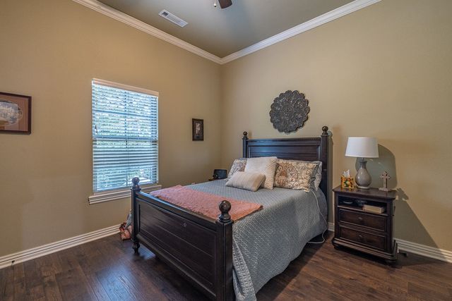 321 Cedar Springs Place, West Fork, AR 72774