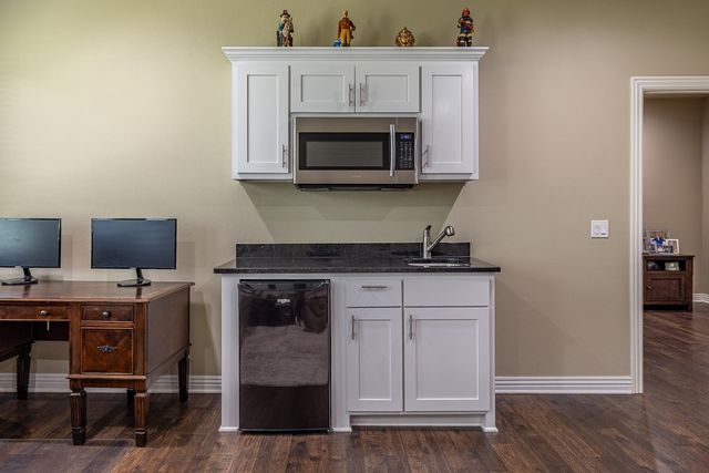 321 Cedar Springs Place, West Fork, AR 72774