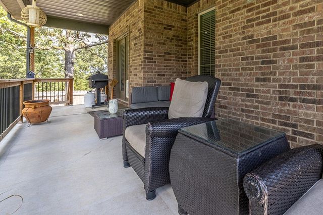 321 Cedar Springs Place, West Fork, AR 72774