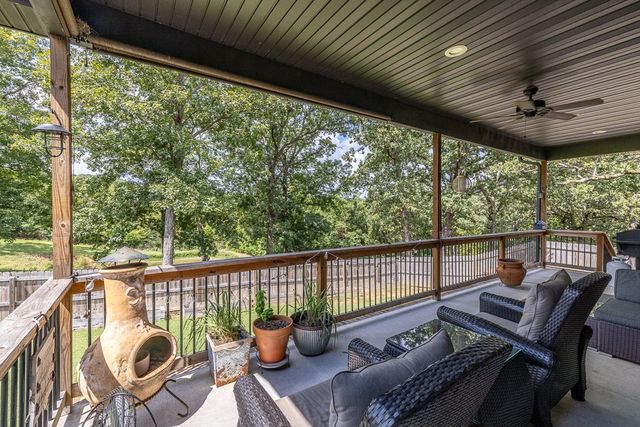 321 Cedar Springs Place, West Fork, AR 72774