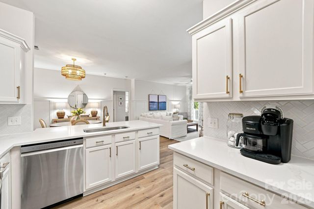 16316 Redstone Mountain Lane, Charlotte, NC 28277