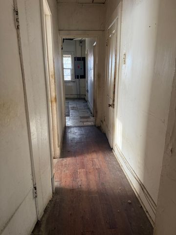 6951 S Princeton Avenue, Chicago, IL 60621