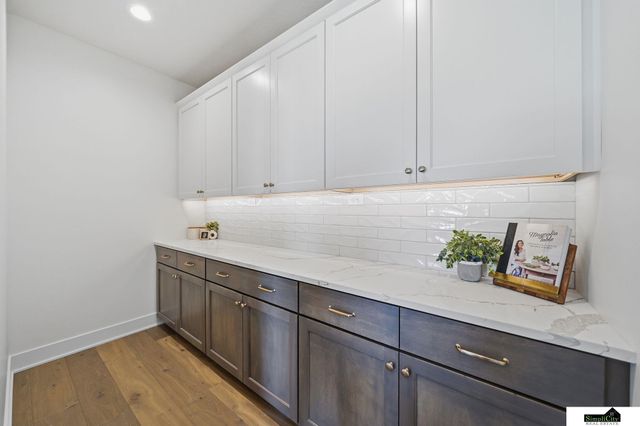 2222 Battle Creek Road, Lincoln, NE 68520